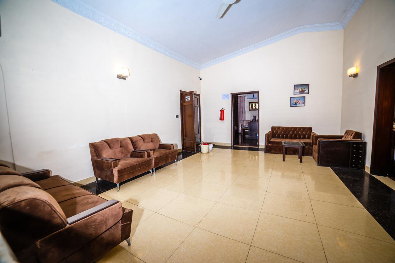 Shelton Accommodator Peshawar Exterior photo